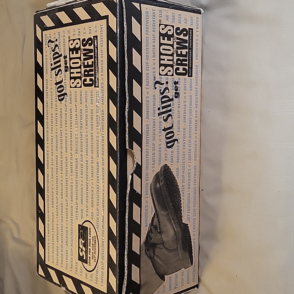 Nonslip shoes - Picture 5 of 6